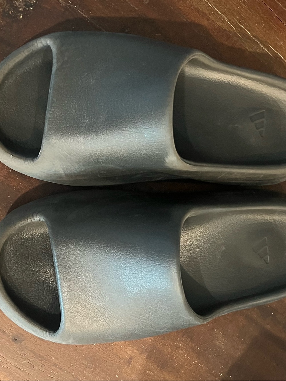 adidas Onyx YZY Slides - Size 8 with Original Box